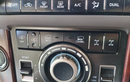 Toyota Land Cruiser Prado 150 рестайлинг 2, 2014 год, 3 950 000 рублей, 17 фотография