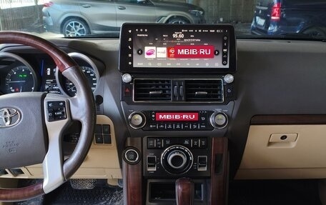 Toyota Land Cruiser Prado 150 рестайлинг 2, 2014 год, 3 950 000 рублей, 10 фотография