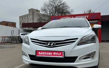 Hyundai Solaris II рестайлинг, 2014 год, 850 000 рублей, 1 фотография