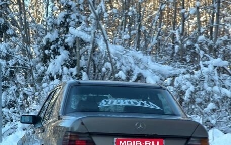 Mercedes-Benz E-Класс, 1992 год, 100 000 рублей, 1 фотография
