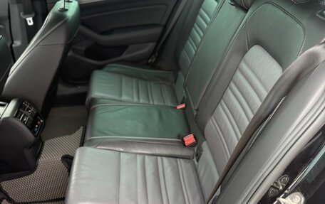 Volkswagen Passat B8 рестайлинг, 2015 год, 1 890 000 рублей, 25 фотография