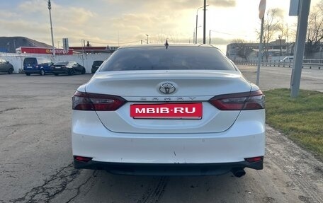 Toyota Camry, 2021 год, 3 750 000 рублей, 3 фотография