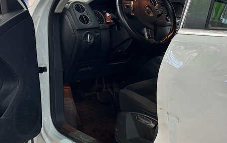 Volkswagen Tiguan I, 2014 год, 900 000 рублей, 24 фотография