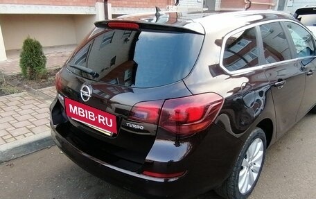 Opel Astra J, 2012 год, 950 000 рублей, 3 фотография