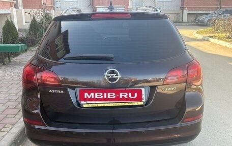 Opel Astra J, 2012 год, 950 000 рублей, 6 фотография