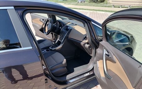 Opel Astra J, 2012 год, 950 000 рублей, 10 фотография