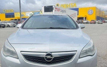 Opel Astra J, 2010 год, 320 000 рублей, 3 фотография