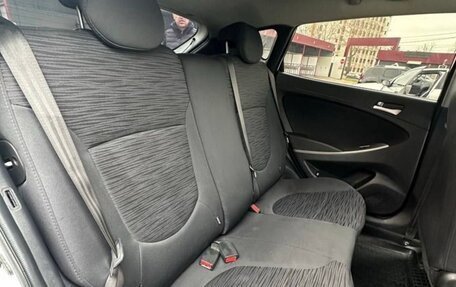 Hyundai Solaris II рестайлинг, 2014 год, 850 000 рублей, 4 фотография