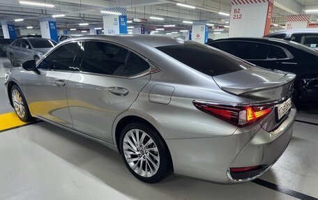 Lexus ES VII, 2022 год, 6 200 000 рублей, 19 фотография