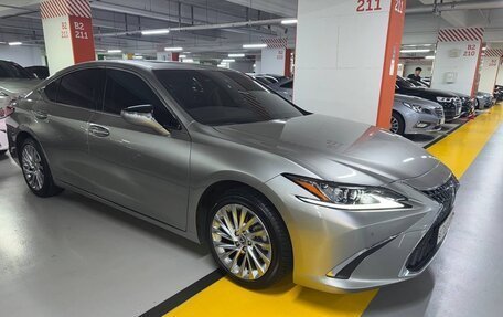 Lexus ES VII, 2022 год, 6 200 000 рублей, 16 фотография