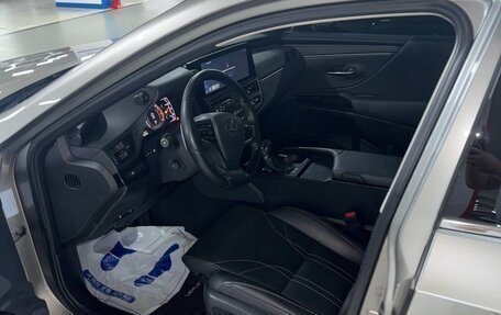 Lexus ES VII, 2022 год, 6 200 000 рублей, 14 фотография