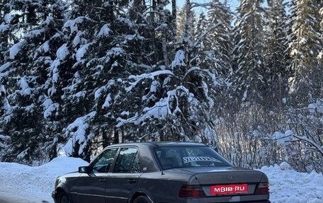 Mercedes-Benz E-Класс, 1992 год, 100 000 рублей, 8 фотография