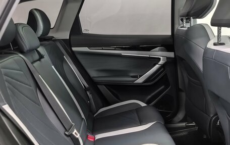 Geely Atlas, 2024 год, 2 710 000 рублей, 19 фотография