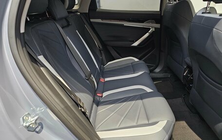 Geely Atlas, 2023 год, 2 699 000 рублей, 24 фотография