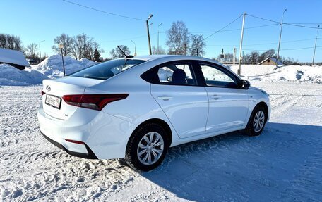 Hyundai Solaris II рестайлинг, 2019 год, 1 250 000 рублей, 8 фотография