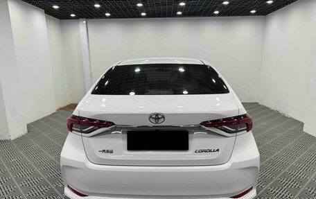 Toyota Corolla, 2022 год, 1 800 000 рублей, 4 фотография