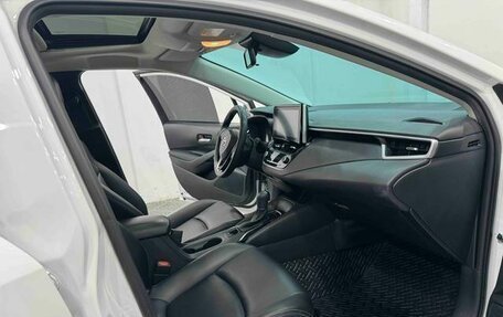 Toyota Corolla, 2022 год, 1 800 000 рублей, 7 фотография