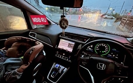 Honda Shuttle II, 2017 год, 1 500 000 рублей, 4 фотография