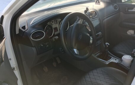 Ford Focus II рестайлинг, 2010 год, 560 000 рублей, 11 фотография