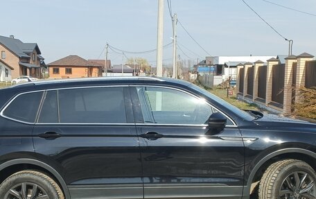 Volkswagen Tiguan II, 2022 год, 2 600 000 рублей, 6 фотография