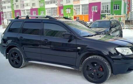 Mitsubishi Outlander III рестайлинг 3, 2005 год, 660 000 рублей, 3 фотография