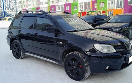 Mitsubishi Outlander III рестайлинг 3, 2005 год, 660 000 рублей, 2 фотография