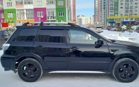 Mitsubishi Outlander III рестайлинг 3, 2005 год, 660 000 рублей, 4 фотография