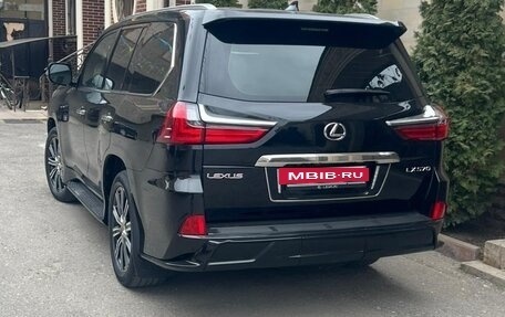 Lexus LX III, 2017 год, 7 500 000 рублей, 14 фотография