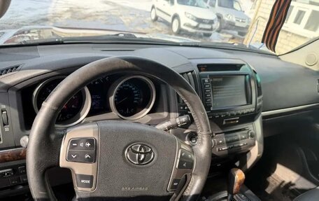 Toyota Land Cruiser 200, 2008 год, 2 700 000 рублей, 8 фотография