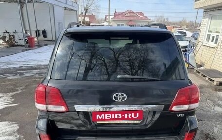 Toyota Land Cruiser 200, 2008 год, 2 700 000 рублей, 4 фотография