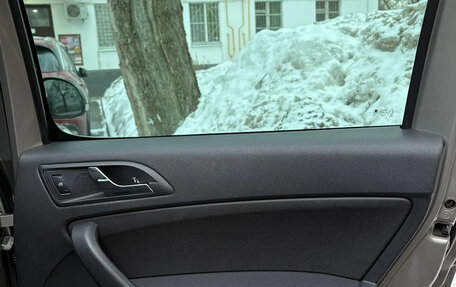 Skoda Yeti I рестайлинг, 2012 год, 850 000 рублей, 28 фотография