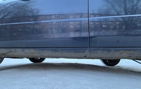 Mazda Familia, 2002 год, 250 000 рублей, 4 фотография