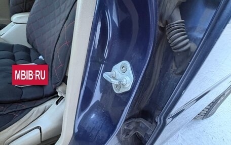 Mazda Familia, 2002 год, 250 000 рублей, 2 фотография