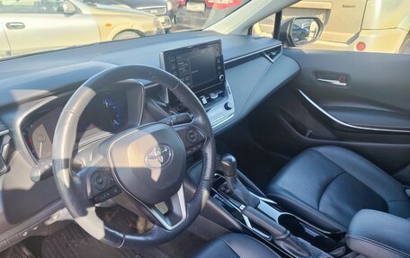 Toyota Corolla, 2021 год, 2 400 000 рублей, 2 фотография