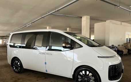 Hyundai Staria, 2025 год, 8 900 000 рублей, 3 фотография