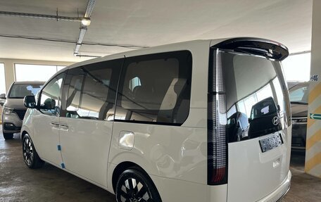 Hyundai Staria, 2025 год, 8 900 000 рублей, 2 фотография