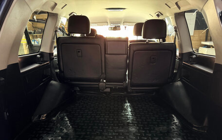 Toyota Land Cruiser 200, 2013 год, 3 250 000 рублей, 12 фотография