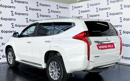 Mitsubishi Pajero Sport III рестайлинг, 2018 год, 2 820 000 рублей, 3 фотография