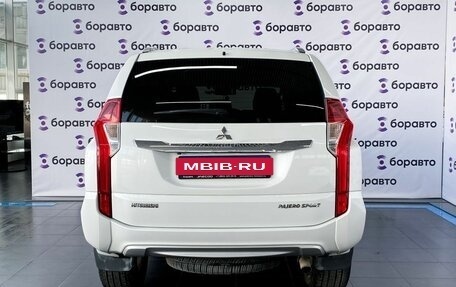Mitsubishi Pajero Sport III рестайлинг, 2018 год, 2 820 000 рублей, 4 фотография