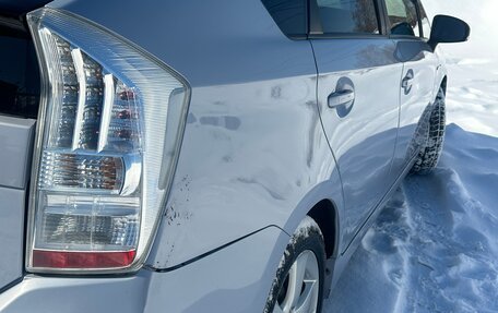 Toyota Prius, 2010 год, 980 000 рублей, 8 фотография