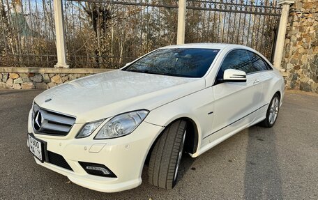 Mercedes-Benz E-Класс, 2011 год, 1 600 000 рублей, 2 фотография