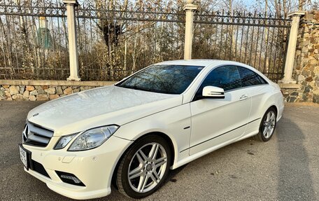 Mercedes-Benz E-Класс, 2011 год, 1 600 000 рублей, 6 фотография