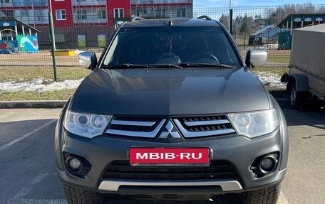 Mitsubishi Pajero Sport II рестайлинг, 2015 год, 1 850 000 рублей, 1 фотография