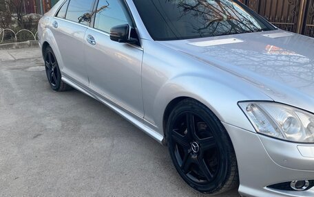 Mercedes-Benz S-Класс, 2008 год, 1 355 000 рублей, 1 фотография