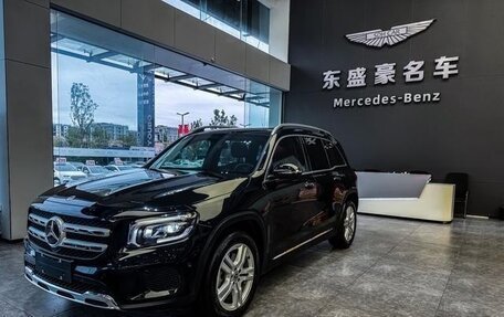 Mercedes-Benz GLB, 2021 год, 2 990 000 рублей, 1 фотография