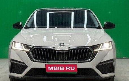 Skoda Octavia IV, 2022 год, 1 900 000 рублей, 1 фотография