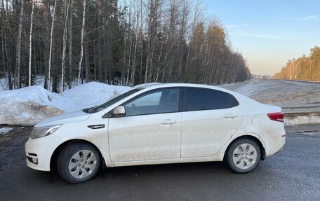 KIA Rio III рестайлинг, 2016 год, 940 000 рублей, 1 фотография