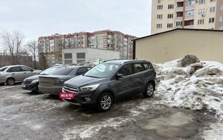 Ford Kuga III, 2018 год, 1 300 000 рублей, 2 фотография