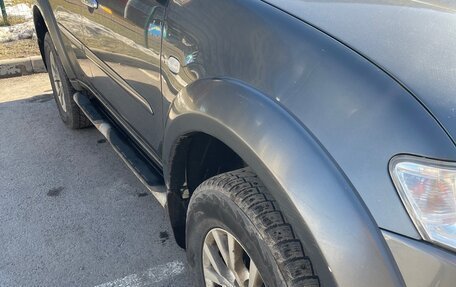 Mitsubishi Pajero Sport II рестайлинг, 2015 год, 1 850 000 рублей, 2 фотография