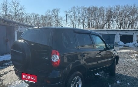 Chevrolet Niva I рестайлинг, 2017 год, 590 000 рублей, 4 фотография